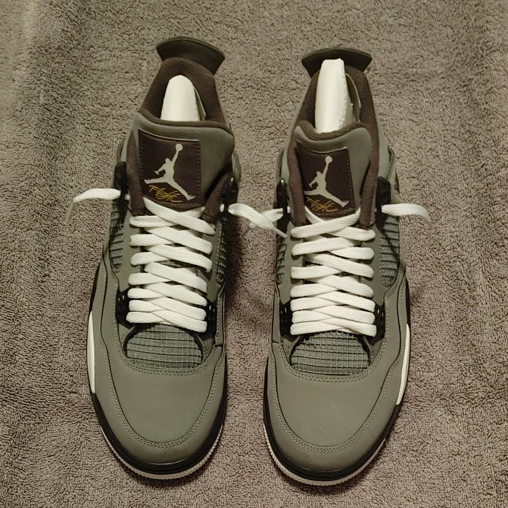 Air Jordan 4 Retro 'Cool Grey'